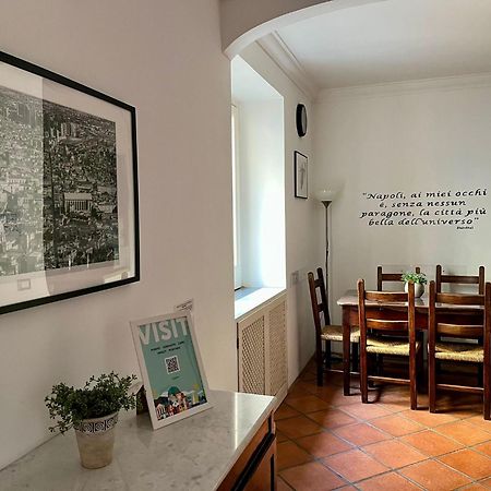 Palazzo Rota Guesthouse Naples Extérieur photo