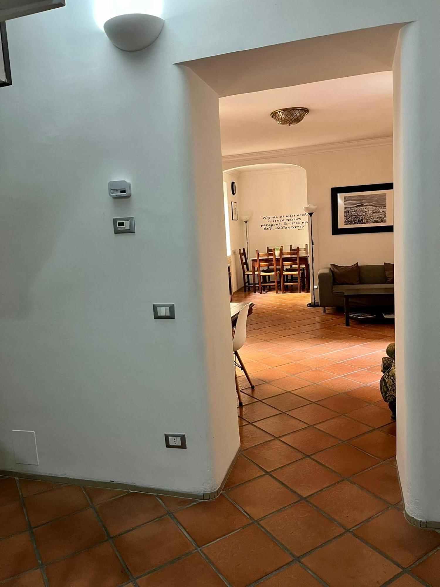 Palazzo Rota Guesthouse Naples Extérieur photo