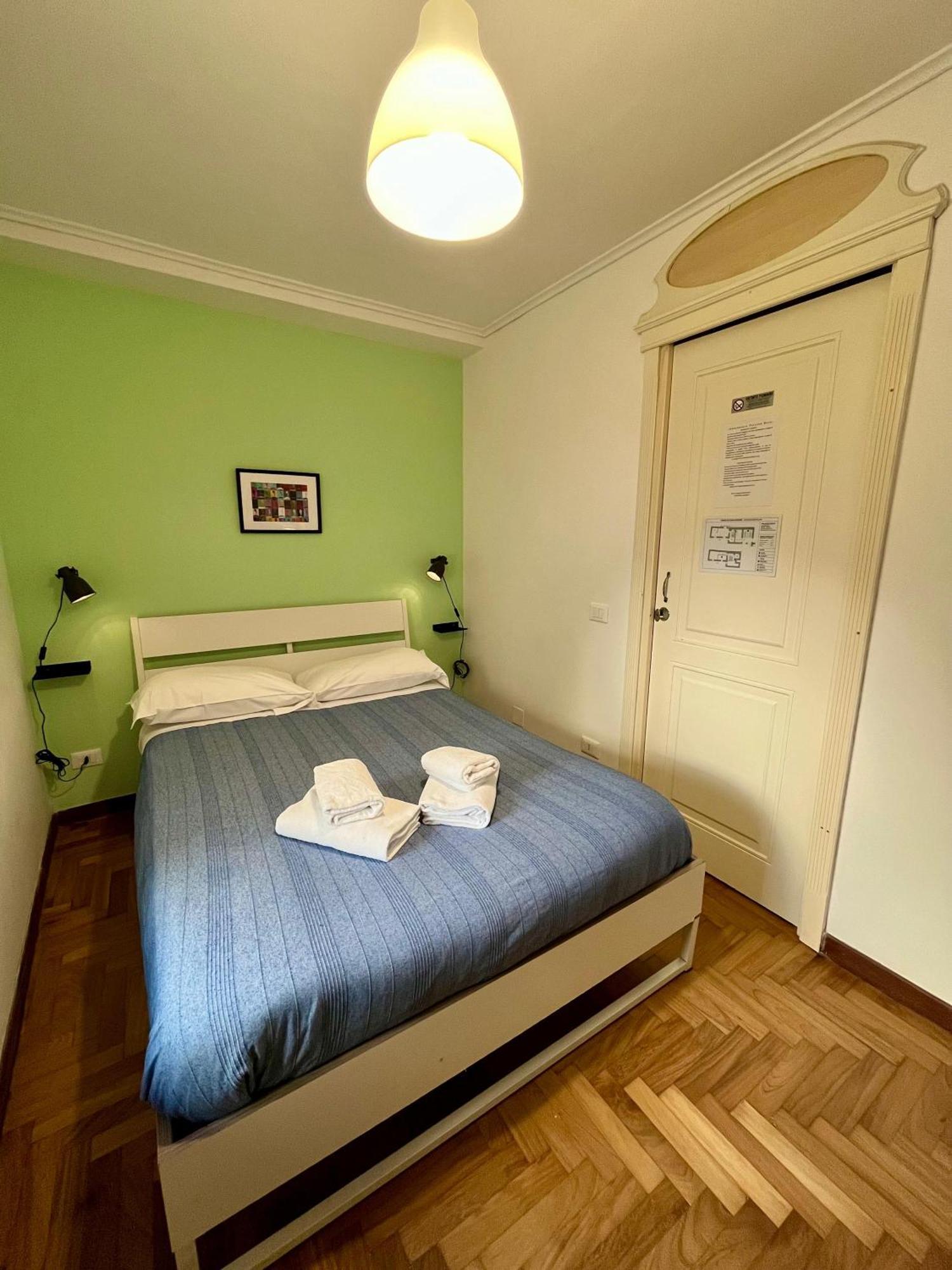 Palazzo Rota Guesthouse Naples Extérieur photo