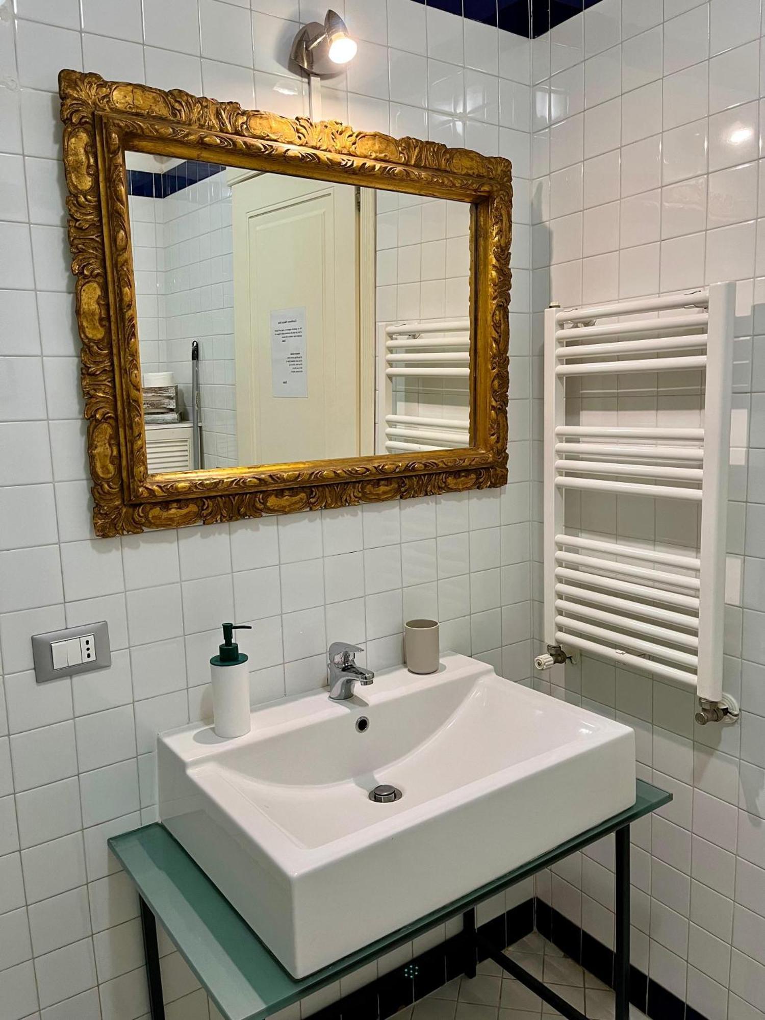 Palazzo Rota Guesthouse Naples Extérieur photo