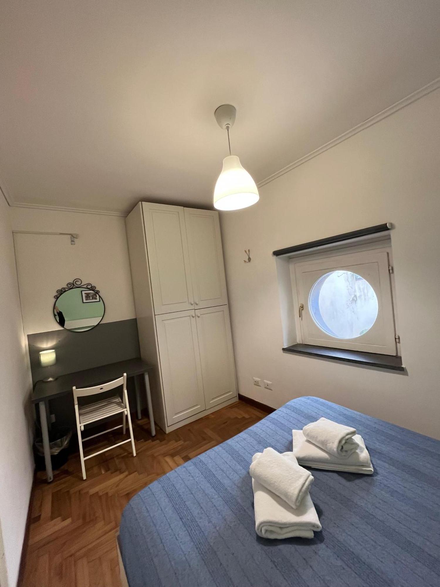 Palazzo Rota Guesthouse Naples Extérieur photo